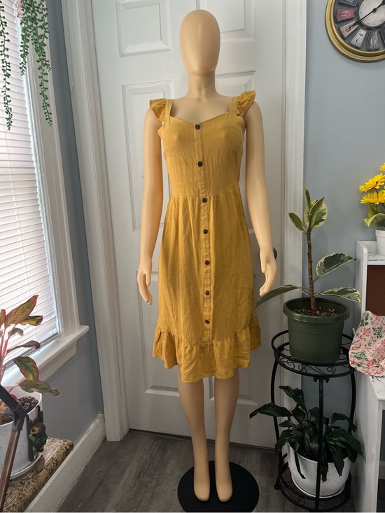 Monteau Los Angeles Dresses & Skirts - Women’s Mustard Ruffle Button-Front Dress